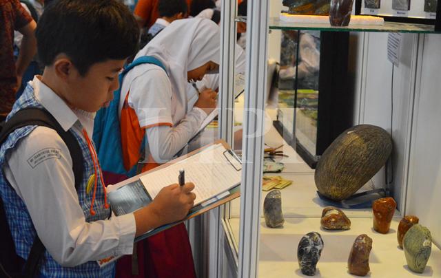 science_BRIN's tweet image. [FOTO] Indonesia Science Expo #ISE2015 Hari ke-4 (Penutupan) facebook.com/media/set/?set… …