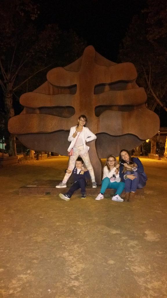 mdazul's tweet photo. Sin vosotros no sería lo mismo!!!!😘😘😘😘 ojala todos los días fueran como ayer!!!#orgullodetita http://t.co/UekKskOlw8
