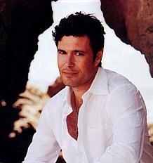 HAPPY BIRTHDAY Carlos Bernard (^o^) 