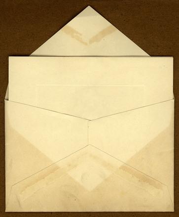 HalloweenHowTo's tweet image. How do you get your guests to RSVP? bit.ly/1G95h0c #HALLOWEENPARTY  #hostingtips #Halloween