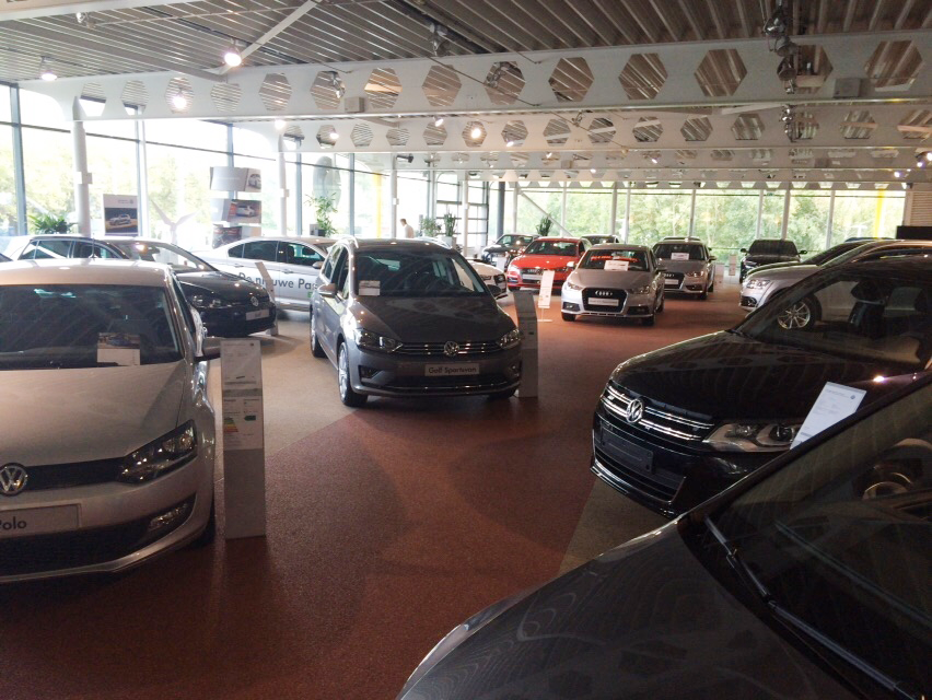 Kamsteeg+Wittebrug bouwen samen aan de toekomst! Volg het via bit.ly/1G0H78q #Verbouwing #Voorschoten