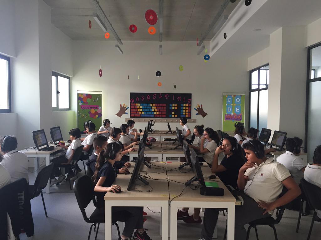 ArdaCirpili's tweet image. First day @CodeWeekEU #codeted01 #CodeWeekEU @tedxtr