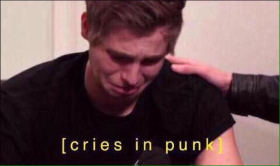 fabcalxx's tweet image. When you just woke up and saw a tweet and it was deleted #PROJECT5SOSPH