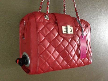 NDMACSystems's tweet image. L'insulte "Sac à #vin" n'aura jamais été plus vraie !
urlz.fr/2wFm
#alcool #innovation #fashion