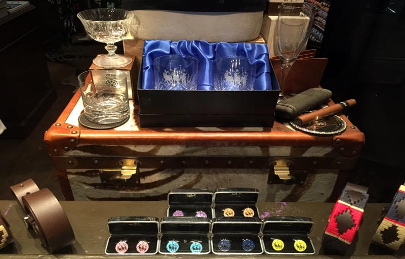 Polistas Belts, Cuff-links and Glassware make incredible gifts. Treat your loved ones! #polistaspolo #polobelt