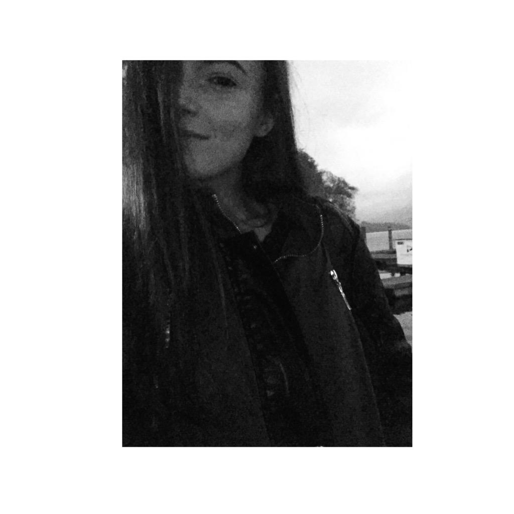 Andrea (@anmooure) on Twitter photo 