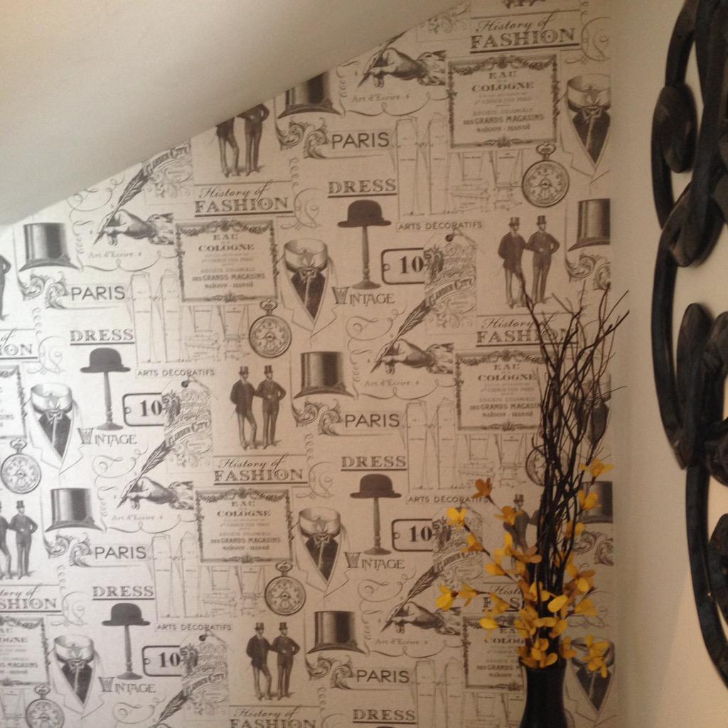 The loo with a view :) Thanks <a href="/lillywhitepd/">Lillywhite</a> for my new feature wall!