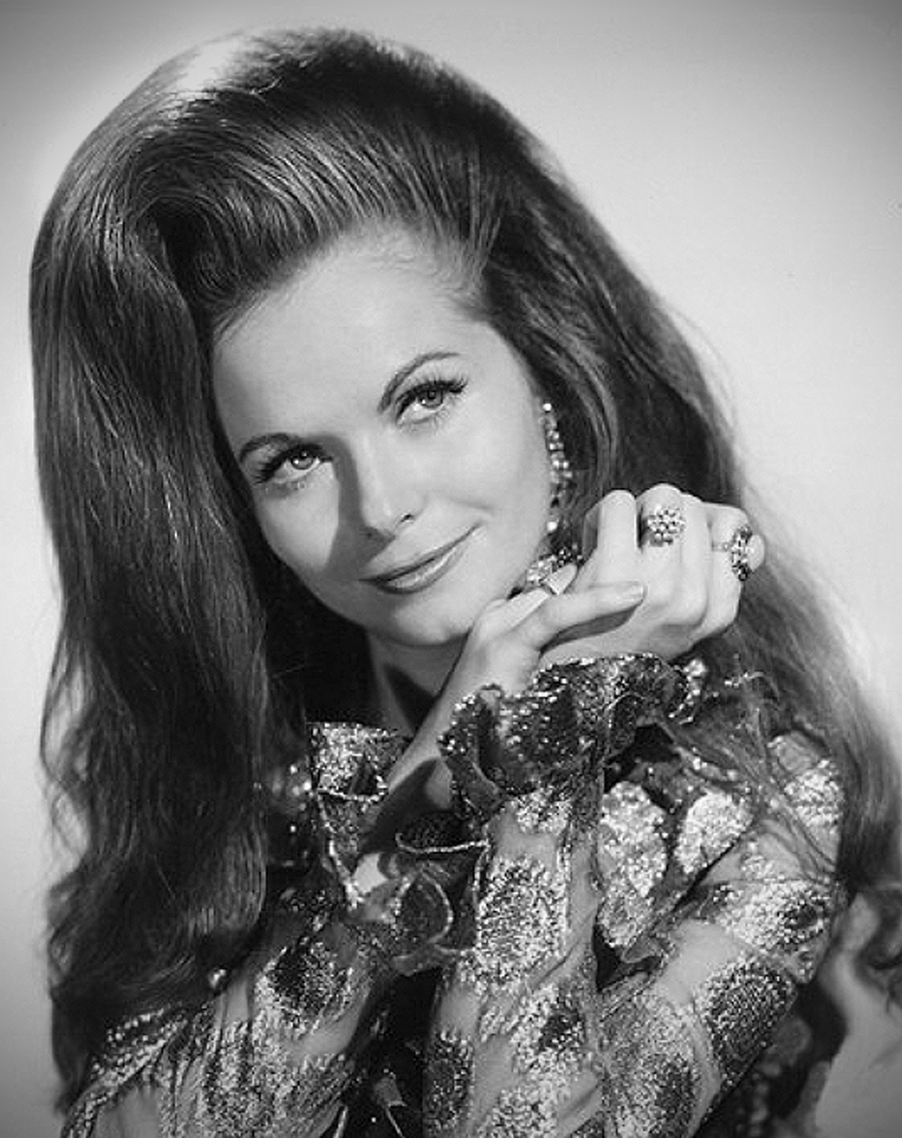 Happy Birthday to Jeannie C. Riley! 