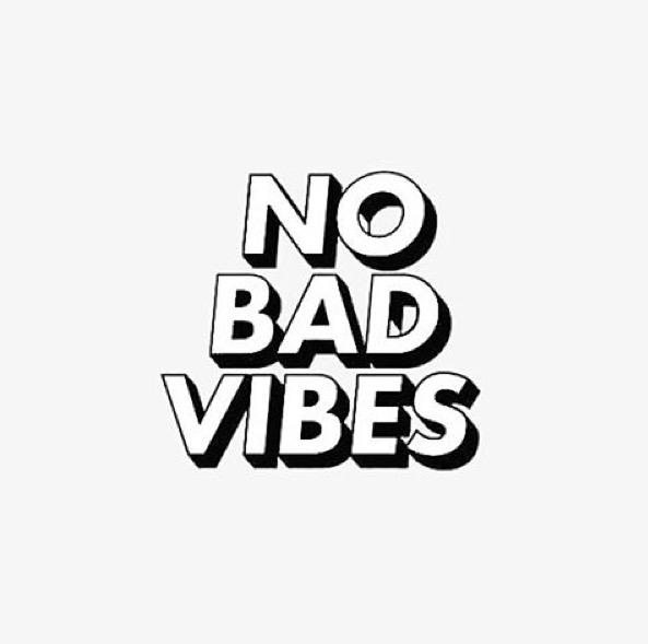 Happy Monday 😜#FeelTheVibe