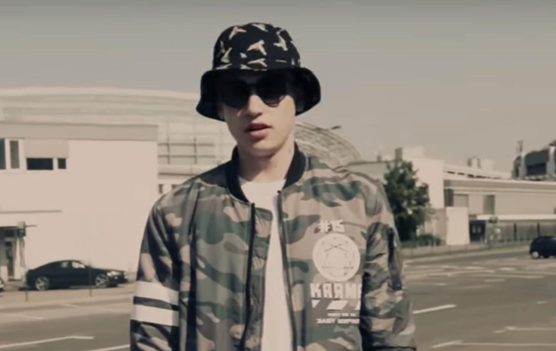 rapde's tweet image. Hustensaft Jüngling – Dirty Sprite [Video] rap.de/legacy/soundan… @YoungHustensaft