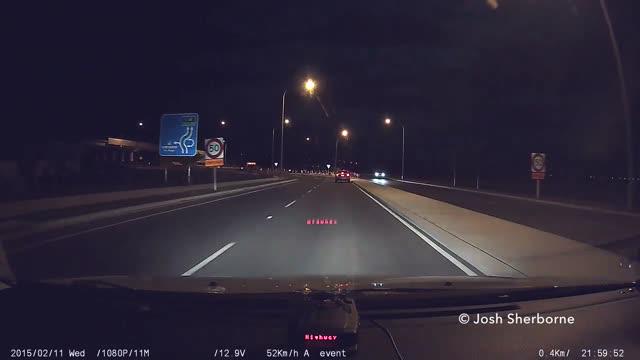via_break's tweet image. Meteor Caught On Dash Cam – Tauranga New Zealand viabreak.com/meteor-caught-… #Dash #Cam #Footage via @via_break