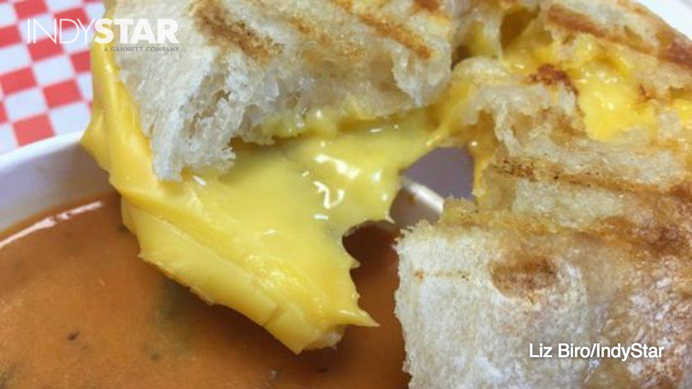 indystar's tweet photo. A new soup place also serves a pretty amazing grilled cheese sandwich. http://t.co/lXY0RZTfQP http://t.co/7p5mj0MLsO