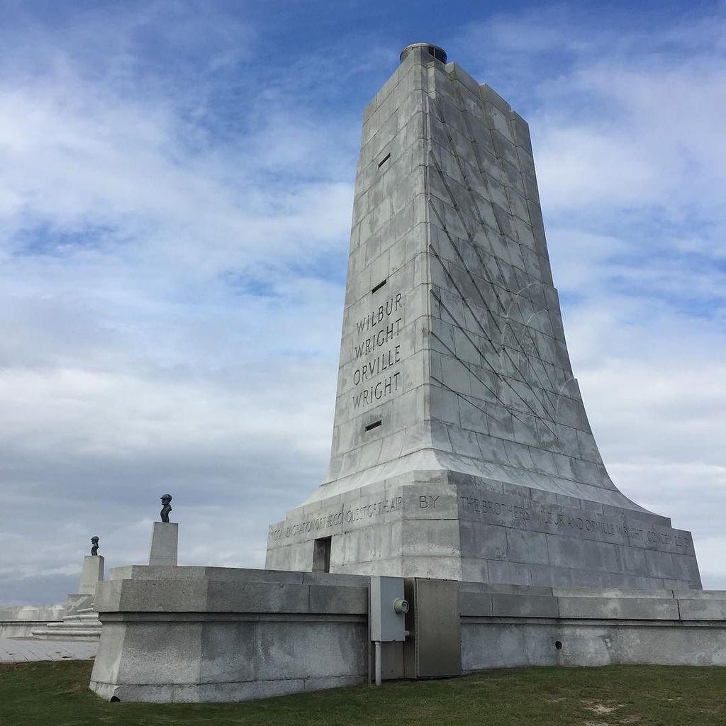 cdublyou's tweet photo. Perfect day yesterday to walk around the Wright Brothers National Memorial. #wrightbrother… http://t.co/OJWcA1ks7b http://t.co/Xtkms7zQcU