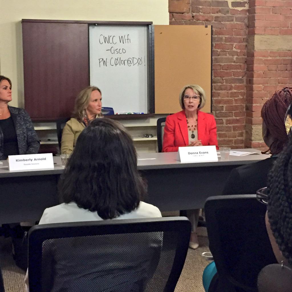 cowomenschamber's tweet photo. Women hold the majority of wealth in the US. Boards need to understand the market share. Donna Evans on #BoardBound http://t.co/IhWzFoHqvY
