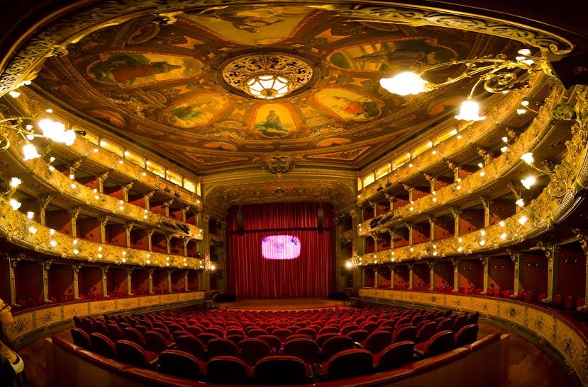 Hace 123 años, el 12 de octubre de 1892, se inauguró el Teatro Colón de Bogotá. #CumpleañosColón @miteatrocolon