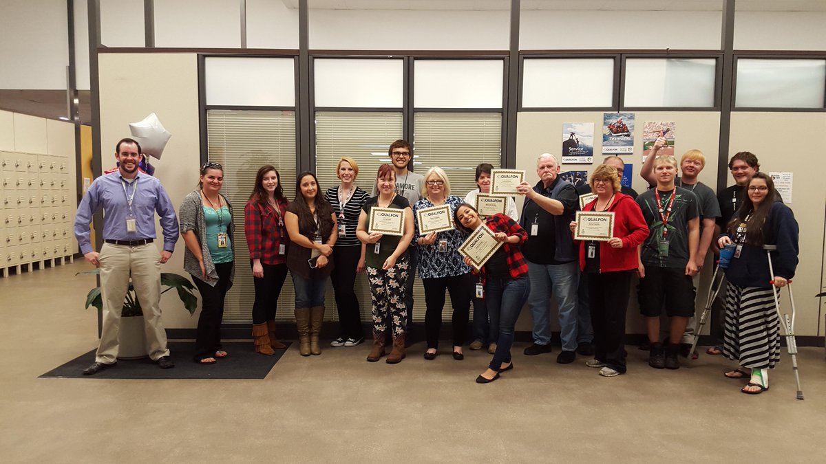 QualfonFTC's tweet photo. Congrats to our recent graduating classes! Happy you've joined the #qualfonfortcollins fam! #imatteratwork #sopaid http://t.co/Nta0aLghP3