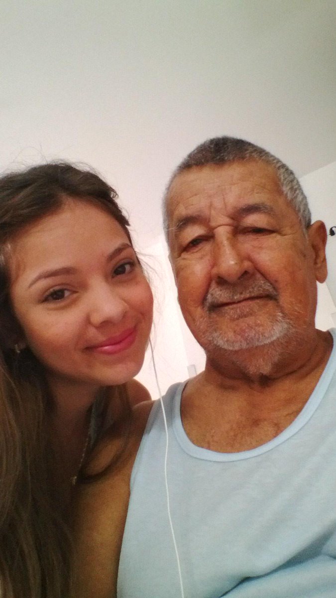 JennyUF's tweet photo. #Mifelicidad #Miorgullo #Papi2
Eres una bendición en mi vida.. http://t.co/0a8PACpCYd