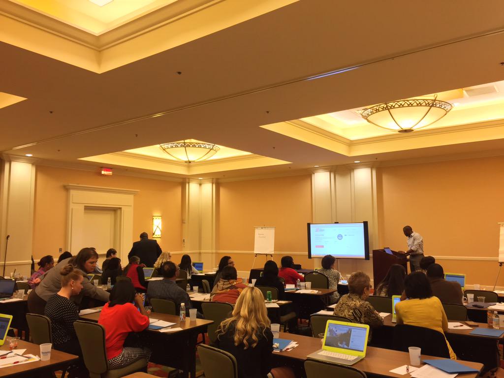 Riley_P_Wells's tweet photo. .@GetCoveredUS Connector guru Ernie Anderson teaching #GetCoveredConnector at our packed InsureGa Training Academy http://t.co/i73DHY2Ijh