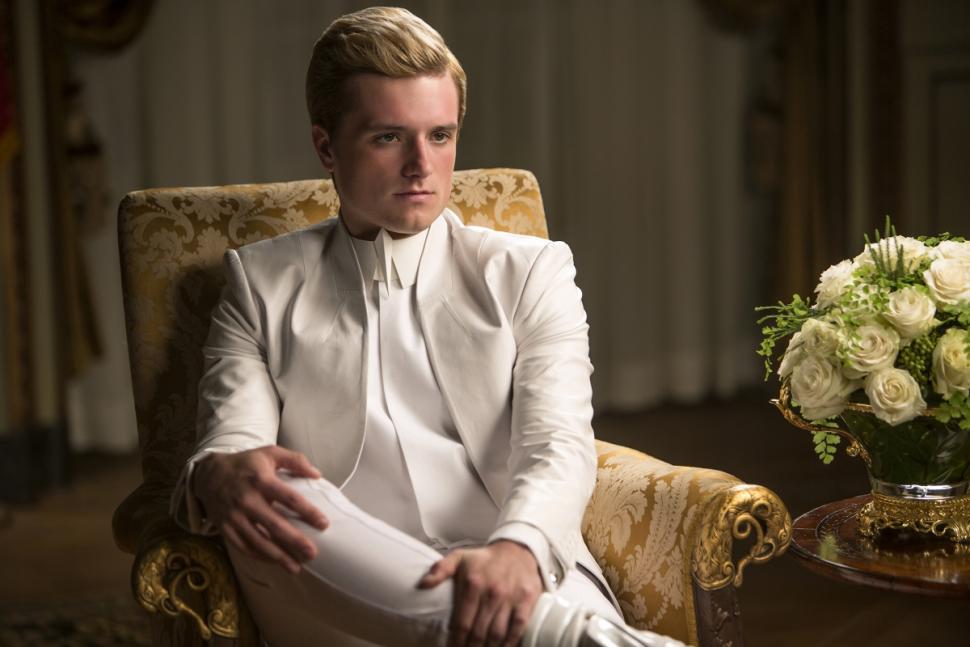 Happy 23rd birthday to Josh Hutcherson today! 