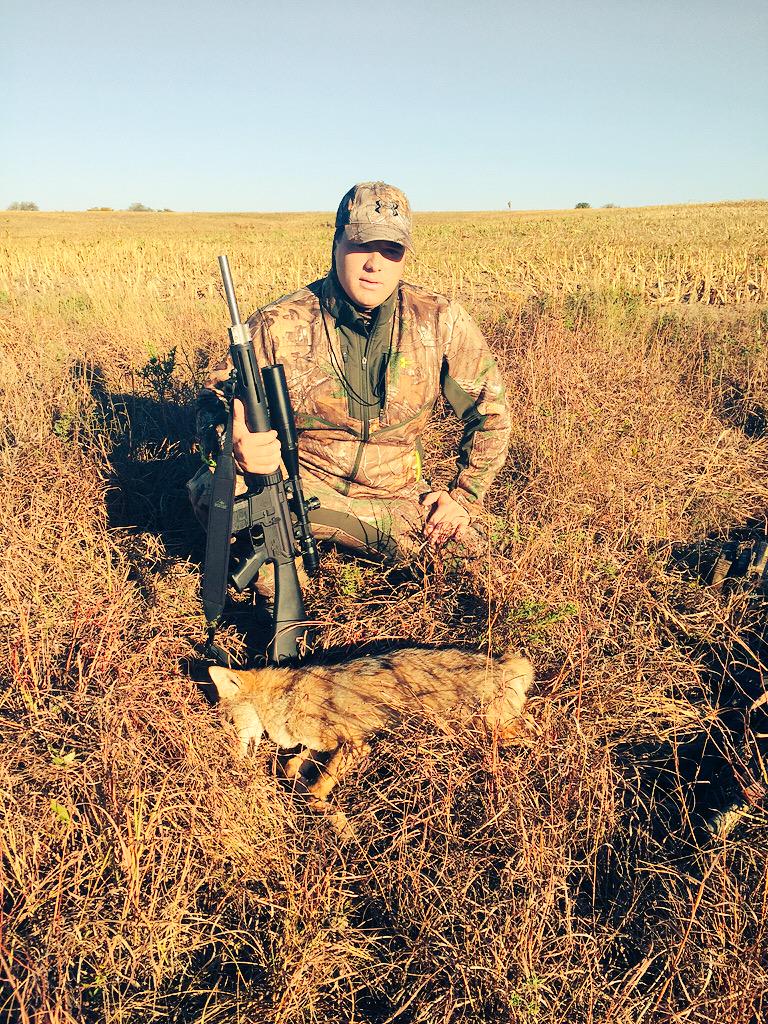 team_extremeVKS's tweet photo. Not a bad first day out. Rooks county, KS @UAHUNT @theArmaLite @FOXPROInc @AverageHunter @Bushnell http://t.co/Zd7VGQlh7Z