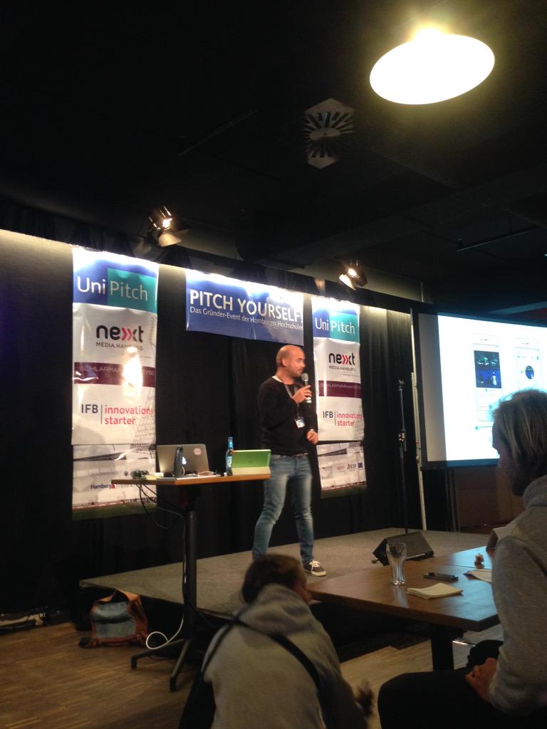HHStartups's tweet photo. Das Ende der Content-Versklavung: @flowsocial_app auch schon im Monitor sichtbar: http://t.co/eCmJ6Z59fS #UniPitch http://t.co/wK8ZPjUTqp