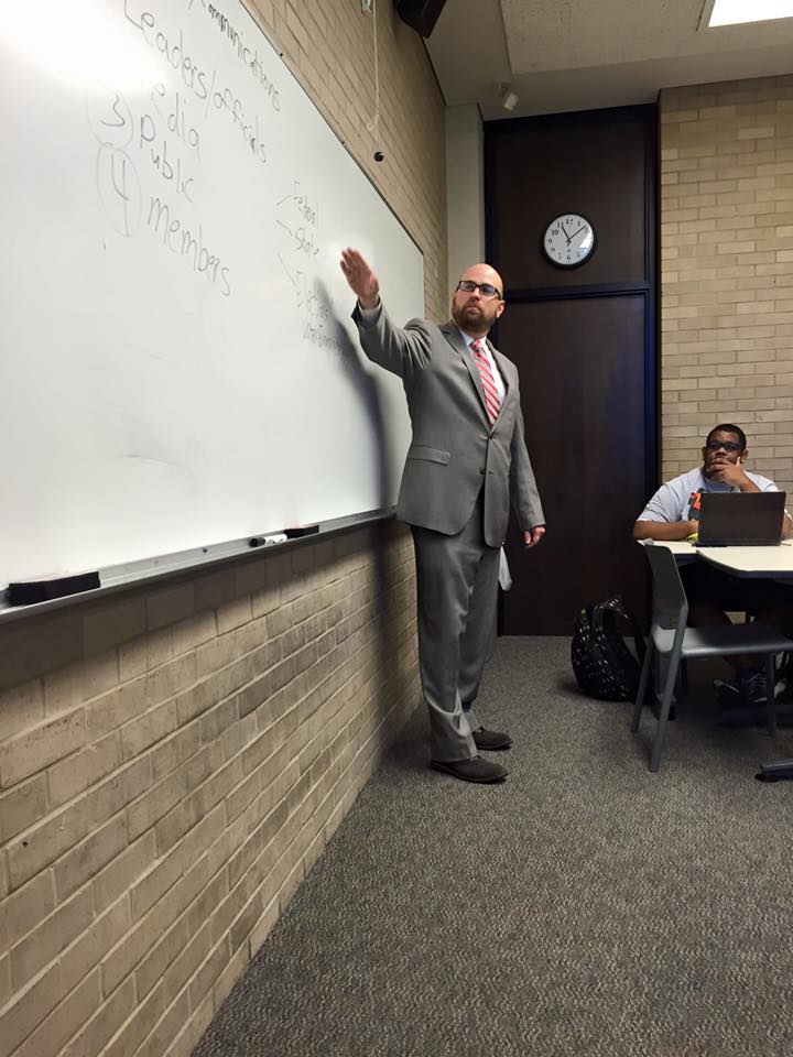 DrakeSPC's tweet photo. Thanks to Anthony Carroll, assoc. state director for advocacy for @aarpia, for talking to Intro to SPC class today! http://t.co/t2Zrln42Tj