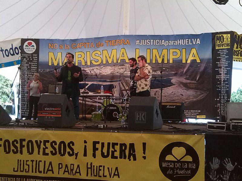 Es hermoso ver a toda una provincia unida reclamando justicia. Hoy apoyando a <a href="/mesadelaria/">Mesa de la Ría 💚❤️💙</a> con <a href="/Podemos_Huelva/">PODEMOS en Huelva</a>