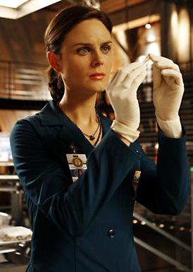 10/11: Happy 39th Birthday 2 actress Emily Deschanel! Film+TV! Fave=Bones+much more!  