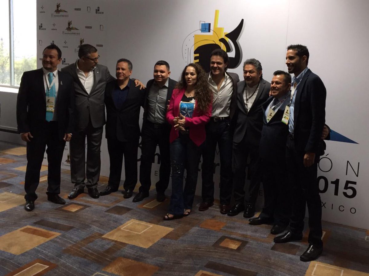 SACM_Oficial's tweet photo. Pedro Fernández, Luciano Luna, Fato, Tatiana entre el talento artístico que inaugura la 8o. #MonitorLatino2015 http://t.co/oCrqG6tFgB