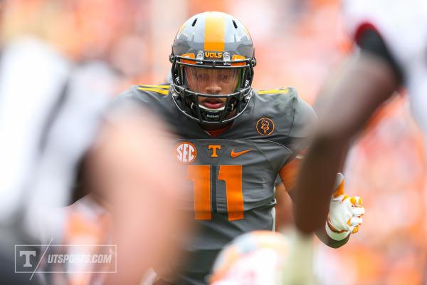 VOTE for <a href="/josh_dobbs1/">Josh Dobbs</a> for <a href="/CapitalOne/">Capital One</a> Cup Impact Performance of the Week! 

Vote here: es.pn/1vol9lr