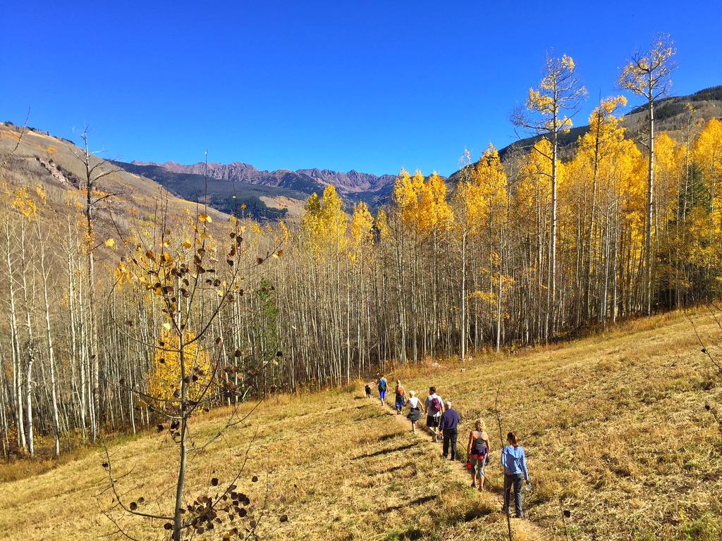 DrJonKedski's tweet photo. @vailmtn #vailfall #vail @VailDaily amazing day for an OCT family outing. #trailblazing @ZealOptics @GoEnerPlex http://t.co/MdlhPkQYMQ