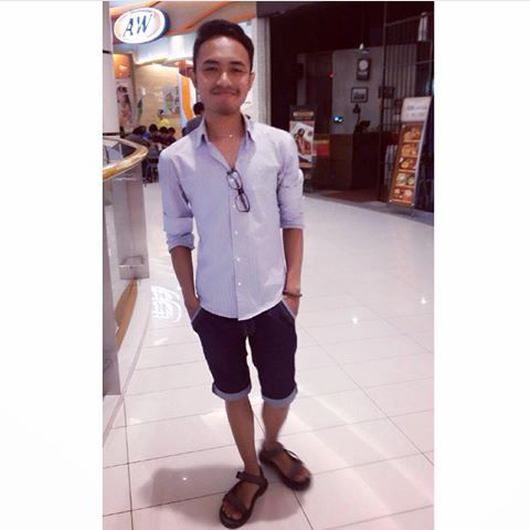 Enditha_Oncy's tweet photo. Happy birthday admin @Yugo_Hernandez :D Selalu mendapatkan yg terbaik,God Bless You♥ cc @endith_bubi @oncy_8 http://t.co/WRFvNHdKRs