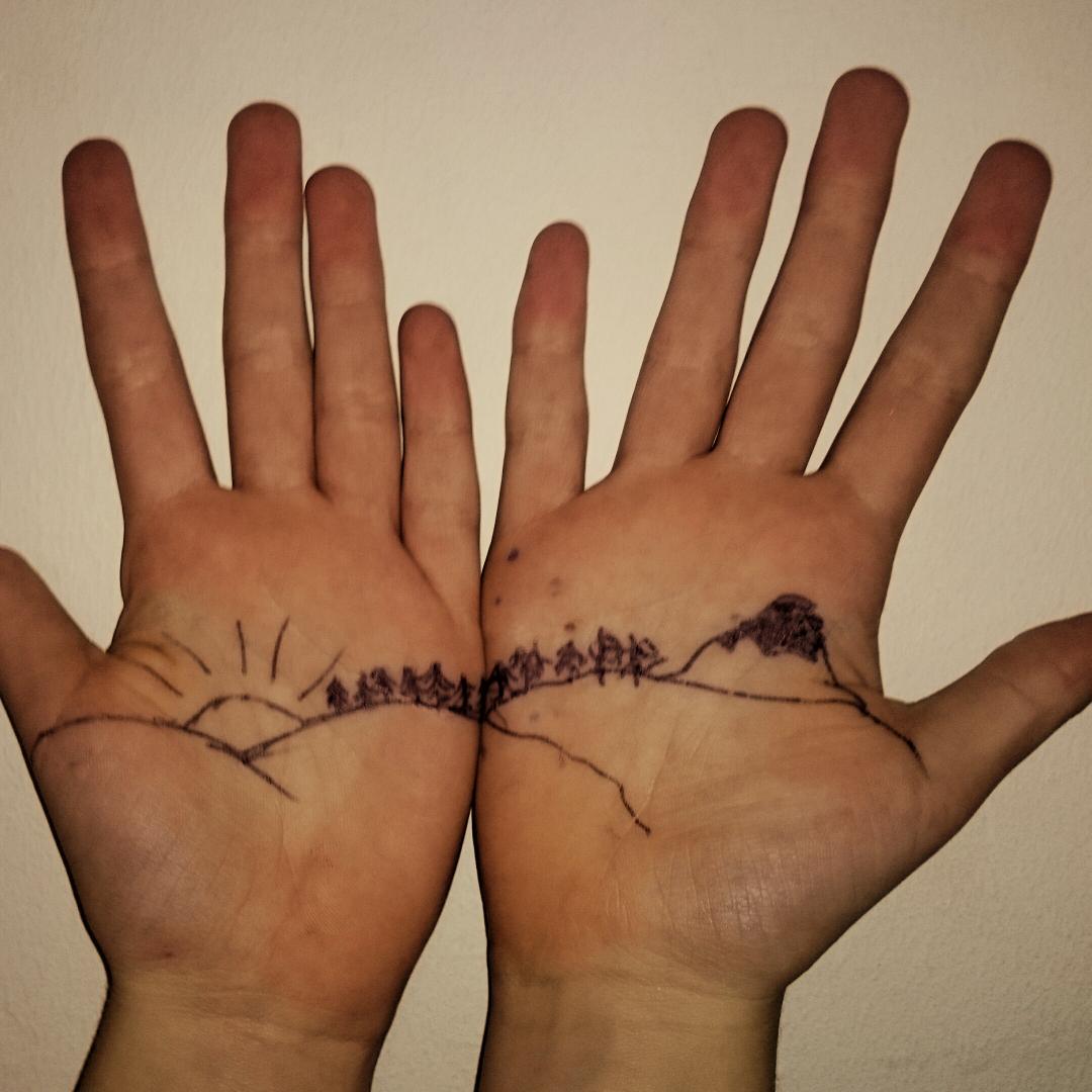 RuthBellamy's tweet image. A keen hand doodling kid = Double 11yr old #handscape !! @andreanhj @HLMaddix #inspiration #DMLandscape