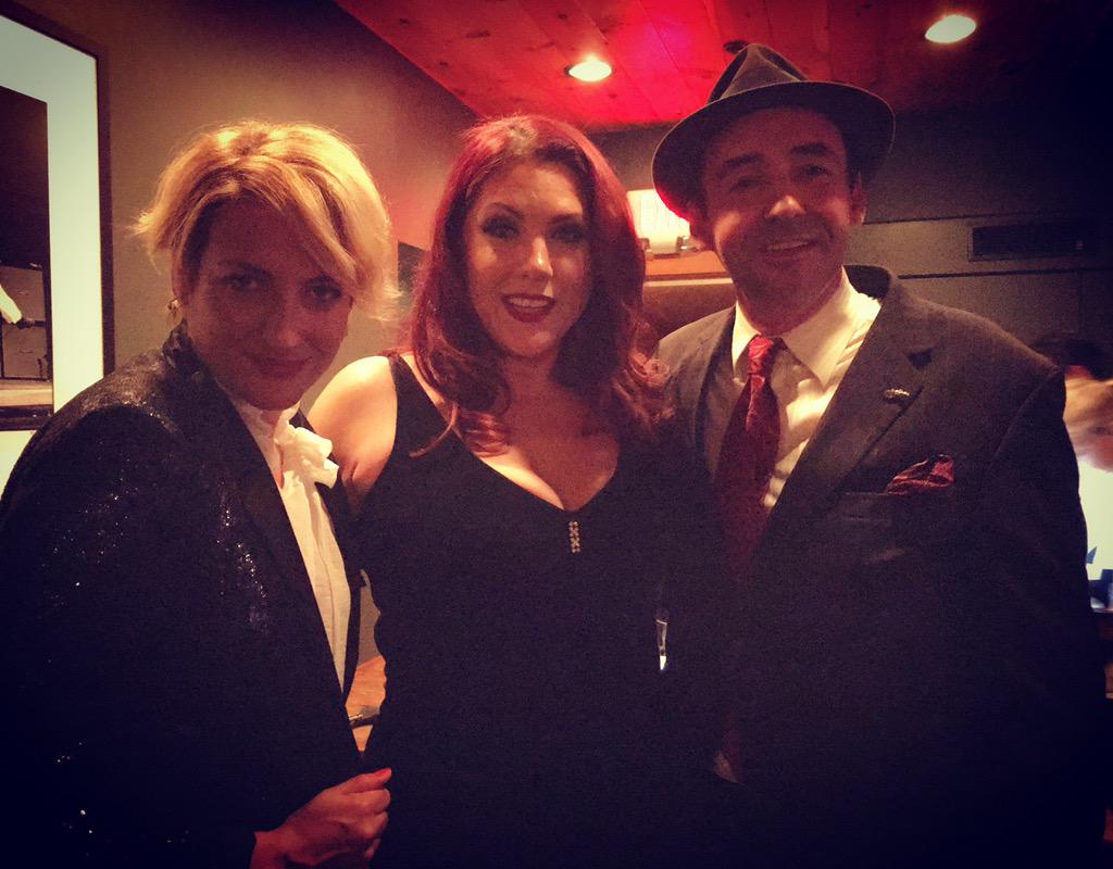 ViennaVelvette's tweet photo. Just me and some Hot Sardines #thehotsardines #smokesignals #lakeplacid #hotjazznow #nyc http://t.co/yu32A9F3aO