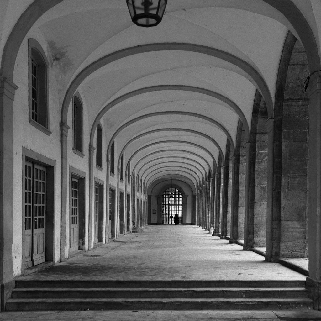 Kris_974's tweet photo. En balade #cluny #ecole #photographe @AbbayeDeCluny http://t.co/SS211c6JN4