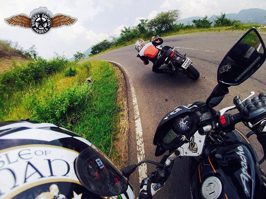 video_gopro's tweet photo. #Ride #Fun #RubberSmokinAngels #RideWithTheAngels #TeamRSA #Alpinestar #iomTT #gomTT #ghatofmutha #gopro @goprogoin… http://t.co/ULmLRQAm2L