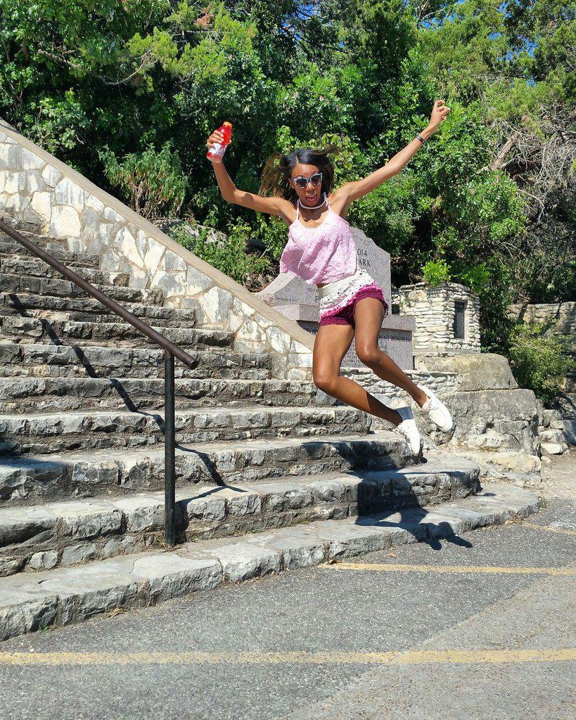 vsmodel54's tweet photo. Lol coming down from the top of Mount Bonnell in Austin. Lol I'm having a blast and this looks like a @Gatorade ad! http://t.co/1Aw9q4Ufx1