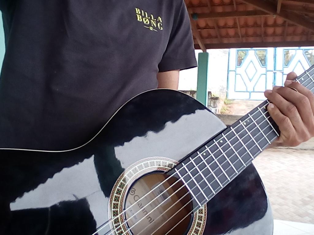 tiagoCeifador's tweet image. Ela me deixou,suave 
Era linda a vida quando ela partiu deixou
Saudade 🎵