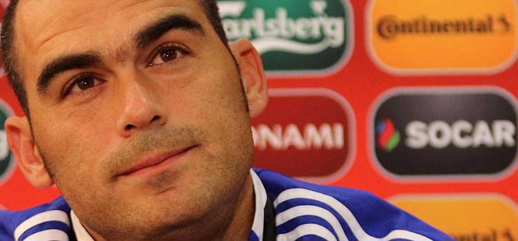 CyprusScore's tweet photo. #Georgallides praying for #Nicosia miracle http://t.co/oJlWQC4CRw @ac_omonia #Cyprus #Bosnia #CypBos #EURO2016 http://t.co/4TAftVA2dI