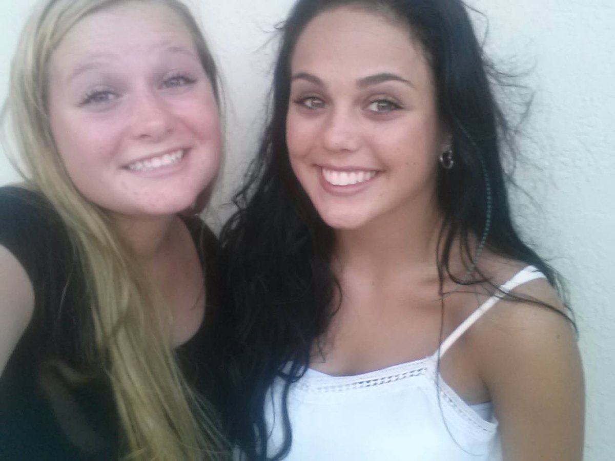 FOX10News's tweet photo. Officials need your help locating two 16yo Destin girls who have been missing since Friday.
http://t.co/6oV16YaIhM http://t.co/Md3kWQsxH0