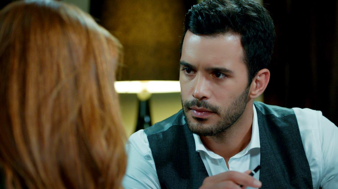 kiralikaskdizi's tweet photo. SON 4 GÜN!
#KiralıkAşk’ın 17. Bölüm 2. Fragmanını izlemek için tıklayın: 
http://t.co/j9KeV2yqlL http://t.co/7GVJMRAhK1