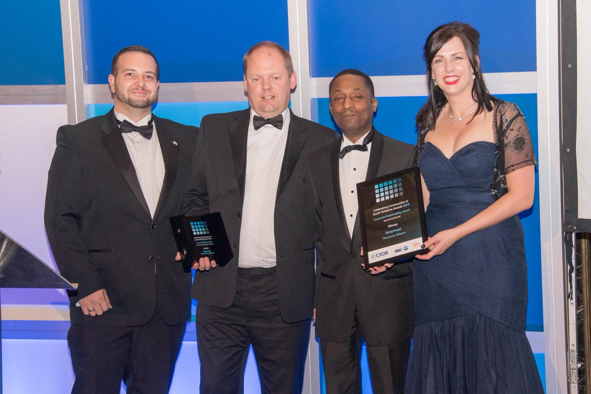 CCISYAwards's tweet photo. Corporate Responsibility Award sponsored @nfbbands @nfbuilders
Winner - @KeepmoatHomes Thurnscoe Alliance #CCISY http://t.co/prf7v2qBLc