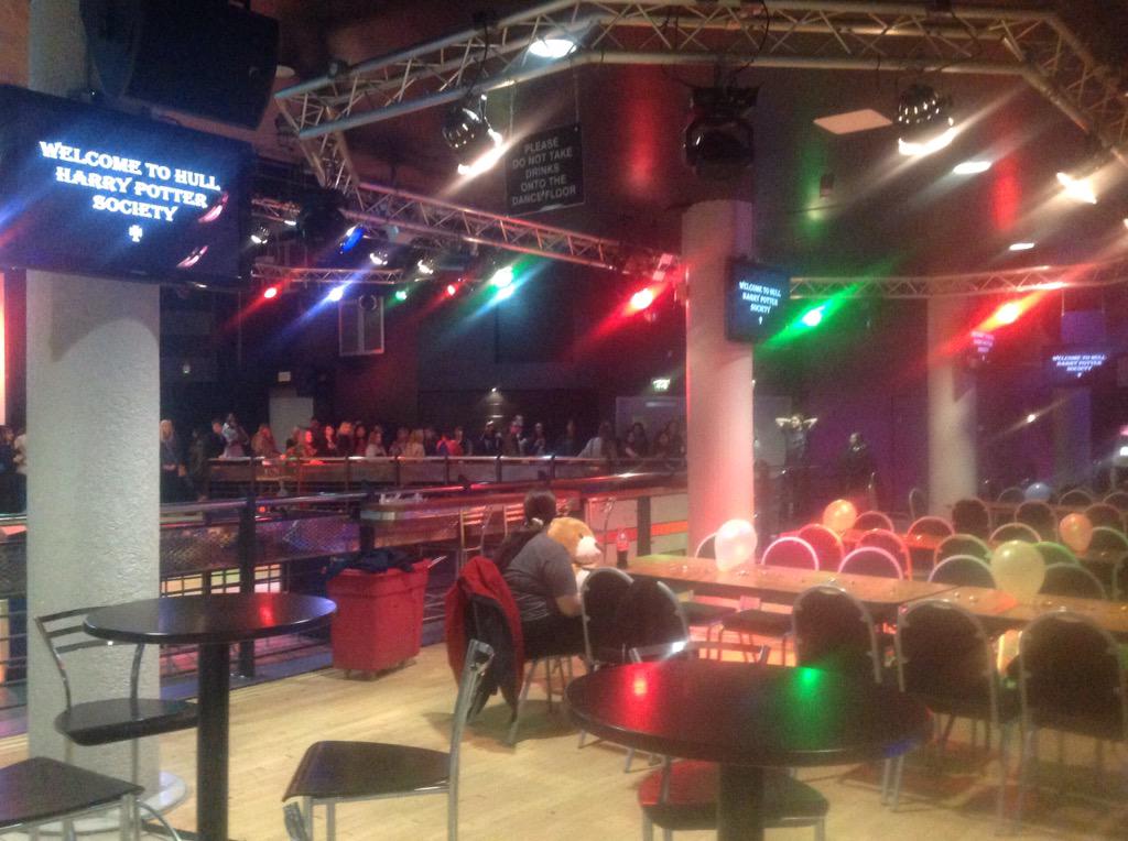 HUSUActivities's tweet photo. Look at all the students waiting to be sorted! @HullHPSoc @HUUPresident @HUUSocieties #hpsoc #wearesocieties http://t.co/Z6HEFG5A0A
