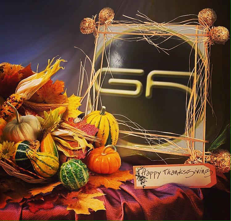 Happy Thanksgiving, everyone! From our family, to yours. 🌰🍂🌽