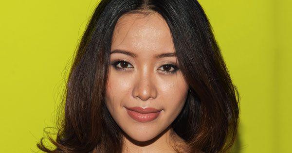 😱 RT <a href="/Refinery29/">Refinery29</a>: L'Oréal has ended its deal with Michelle Phan: r29.co/1jkE0yj