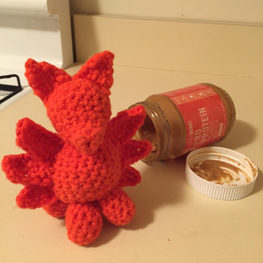 TheBetterBeast's tweet photo. Peanut butter overdose #MakeMondayBetterIn3Words http://t.co/qBvymAfa0a