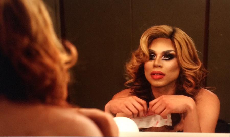 WeLoveSoapsTV's tweet photo. 'Life's a Drag' Pilot Premieres at @BrooklynWebFest; Series Crowdfunding for Next Episode http://t.co/BPThqmr6Ke http://t.co/U67K50xIhP