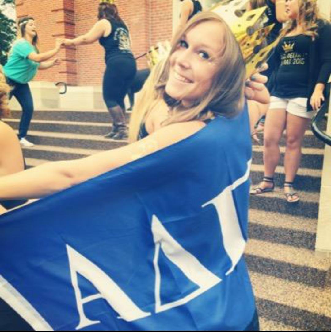 ADPiGammaTheta's tweet image. Congrats to sister Emily for being awarded #polishedpi last night at chapter and Amy and Megan for #perfectpi 💎