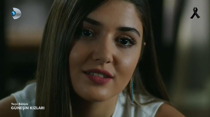 srkandic's tweet photo. ASlında ne kadar kırılgan.. ne kadar sevgiye muhtaç biri olduğunu gördüm.. #gidemiyorum #GüneşinKızları http://t.co/5wUW1h3E4e