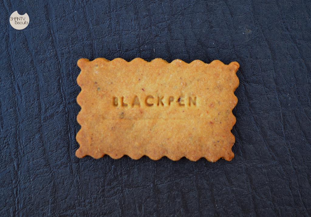 Delicious and personalised biscuits from our friend <a href="/shantybiscuits/">Shanty Biscuits 🍪</a>. Try it! #biscuit #blackpen